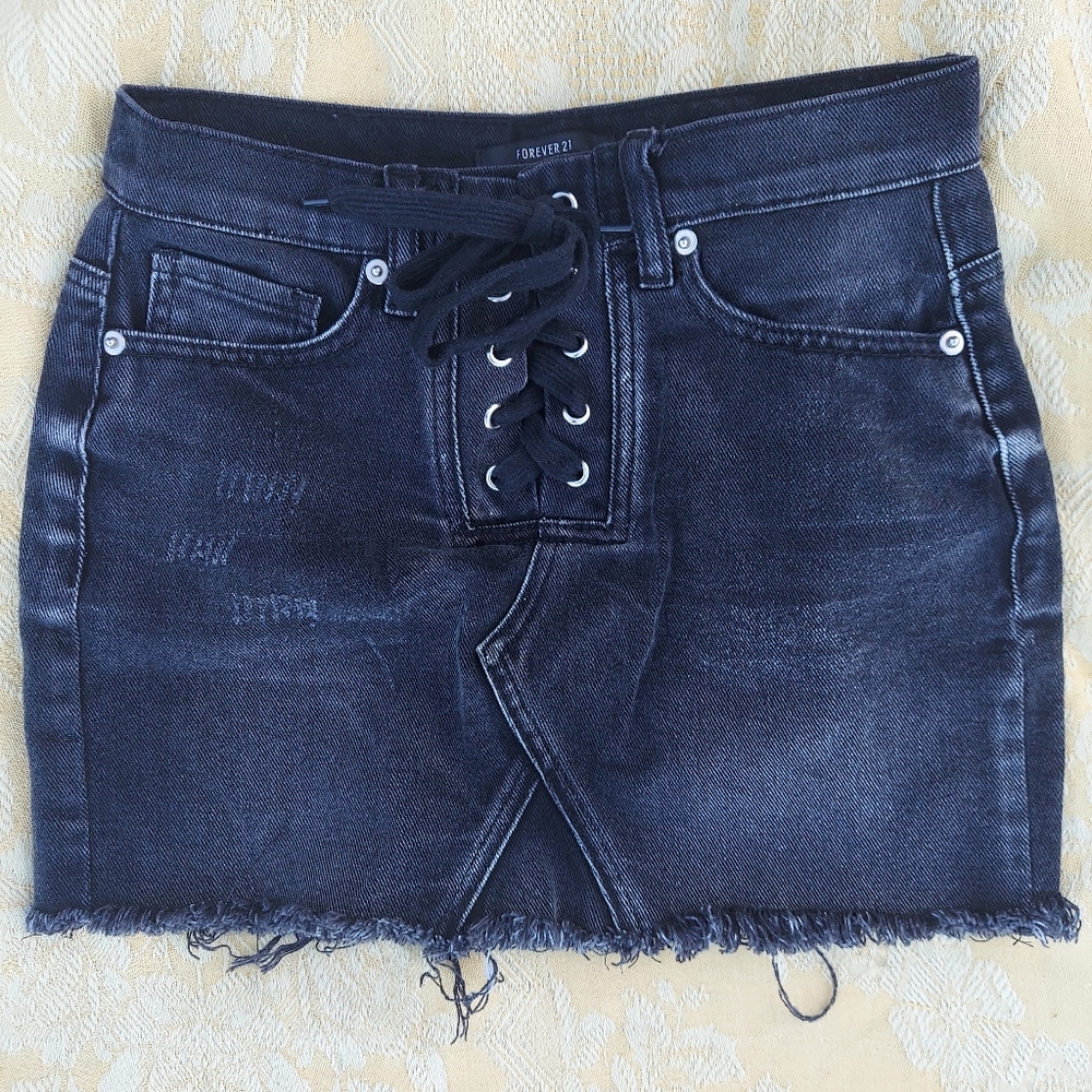 Forever 21 skirt
